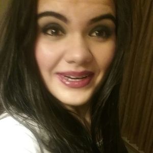 Meet your Posher, Kendra